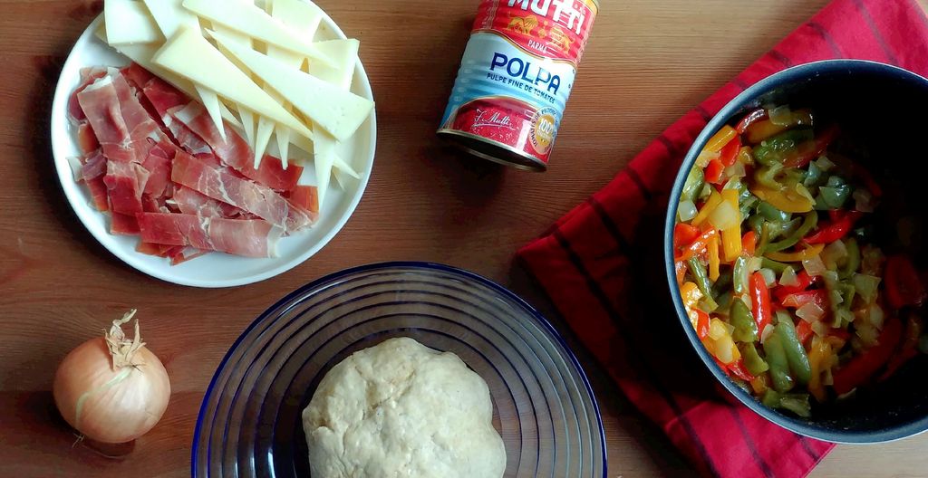 ingredients pour faire une pizza basque