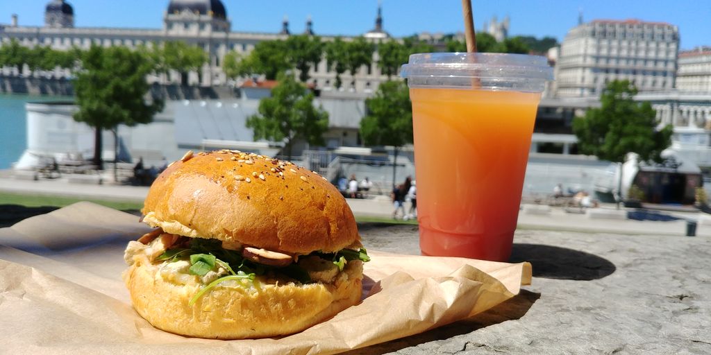 pique nique sur les quais du rhone