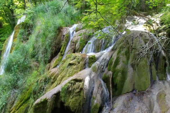 clairefontaine chute d'eau