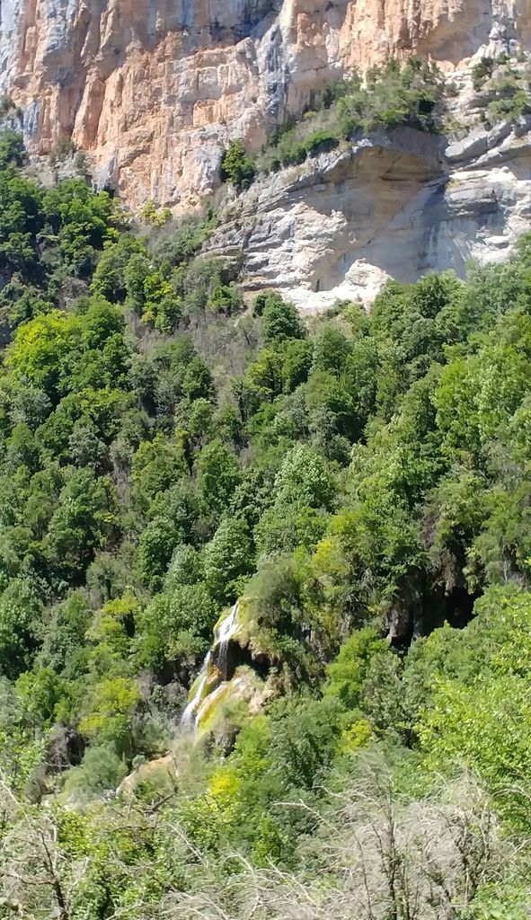 cascade de tuf à choranche