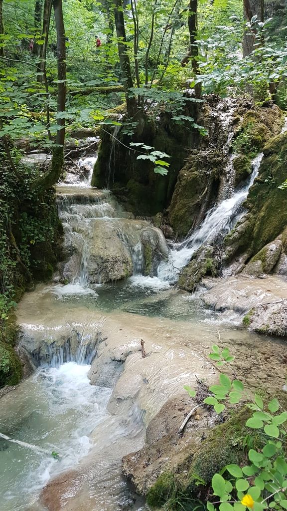 cascade de clairefontaine