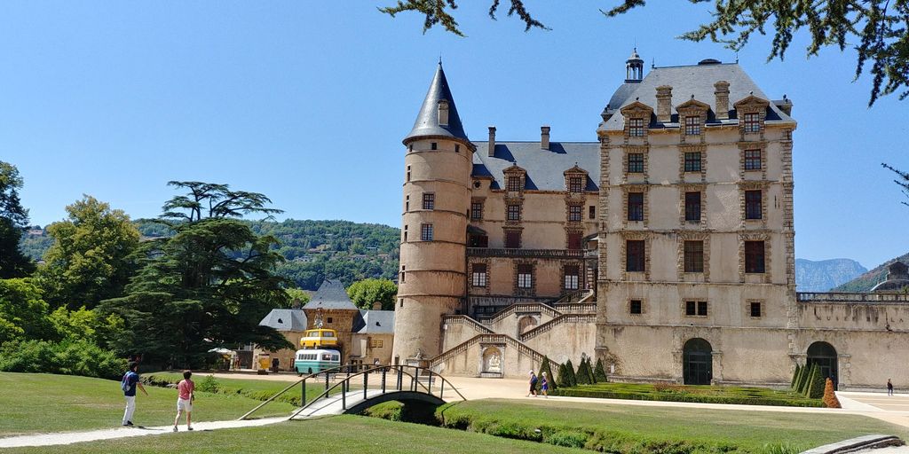 chateau de vizille depuis le parc