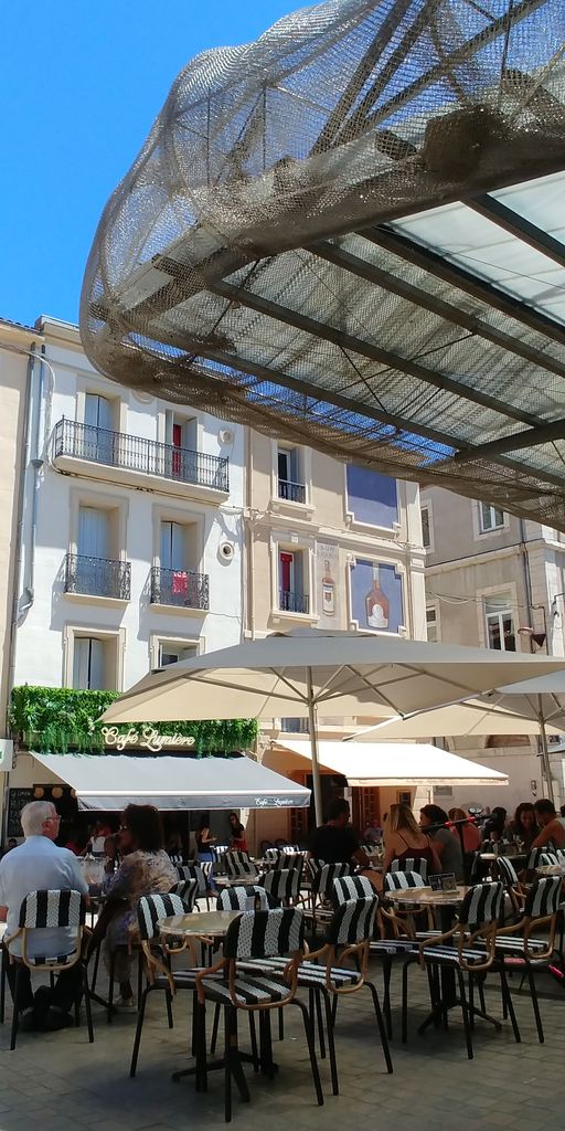 place des halles