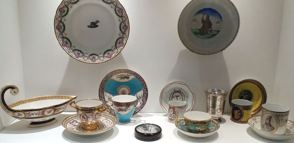 ensemble en porcelaine