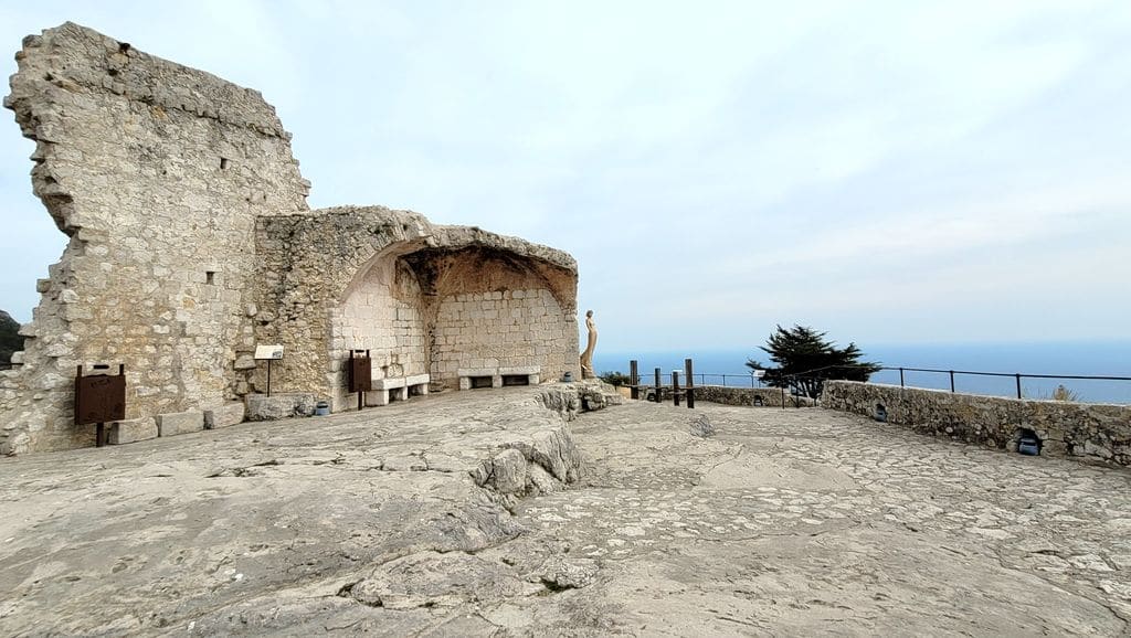 eze-village-chateau-fort