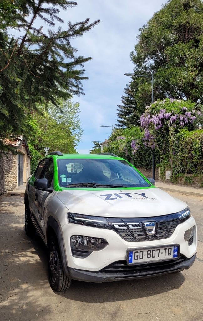 zity-voiture-autopartage-electrique-lyon-4