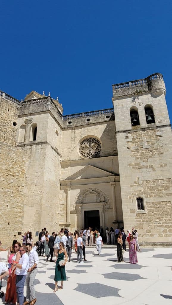 grignan-collegiale-saint-sauveur