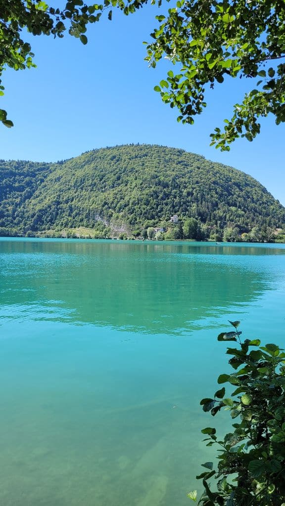 lac-nantua-montreal-la-cluse-3