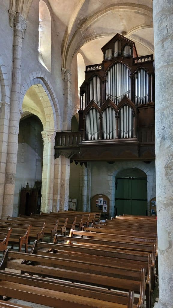 nantua-eglise-orgue