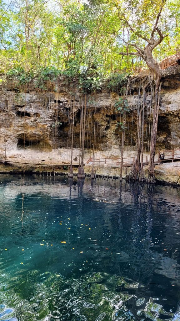 cenote-xcanche-ek-balam-3