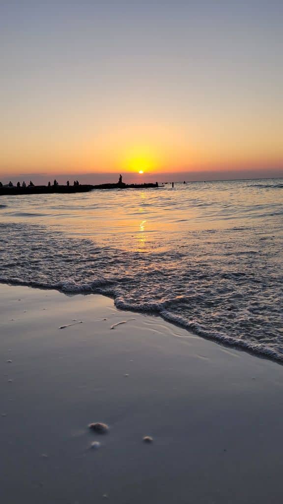 isla-holbox-sunset