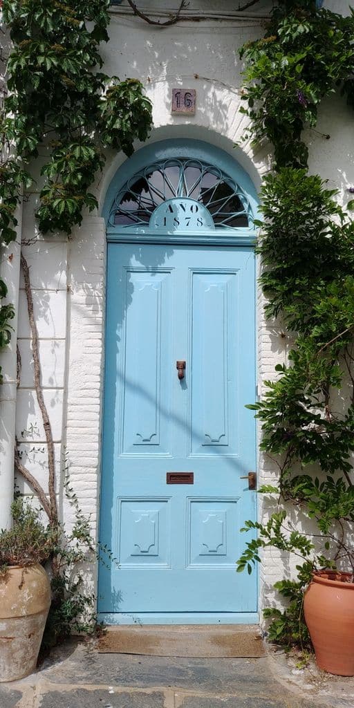 porte-maison-cadaques-espagne-3