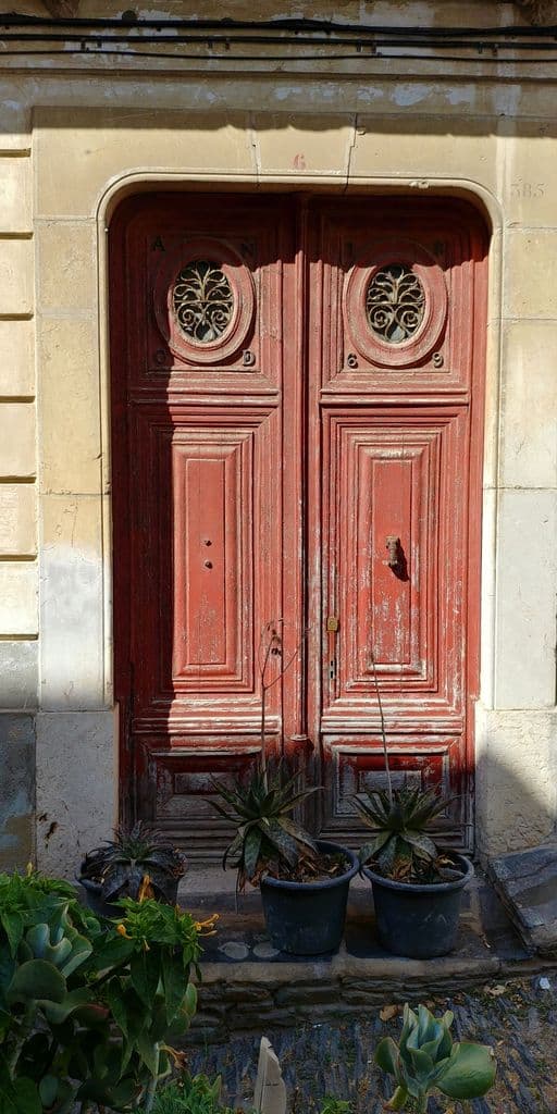 porte-maison-cadaques-espagne-6