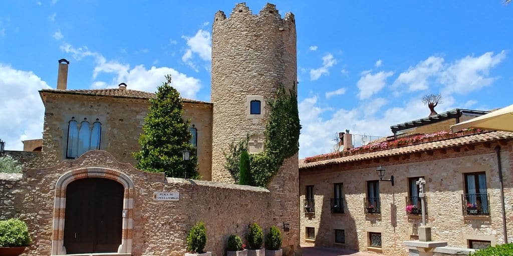 begur-ville-medievale-espagne