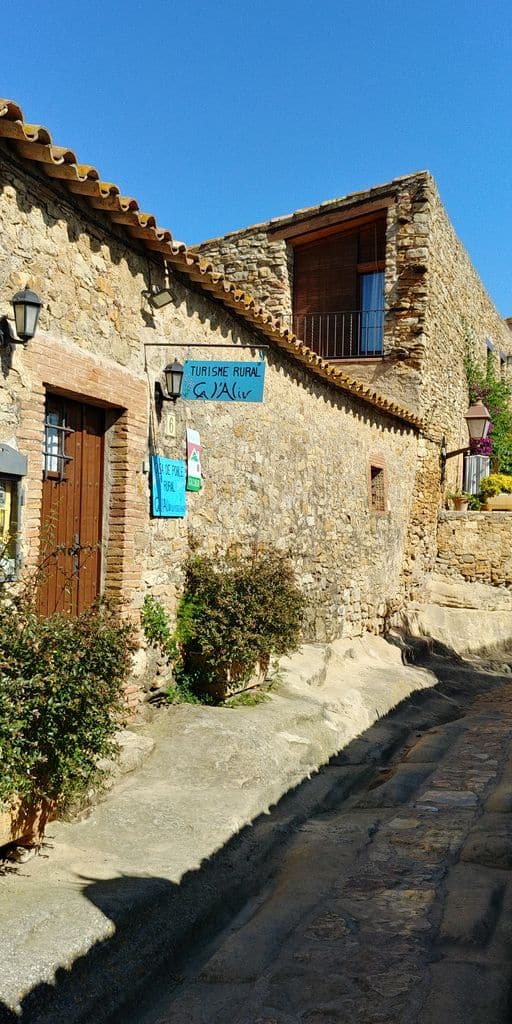 peratallada-village-medieval-espagne