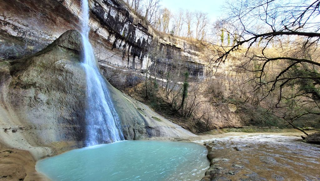 cascade-pain-de-sucre-ain-autour-lyon