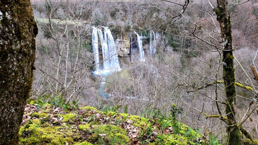 top-cascade-des-dards-ain