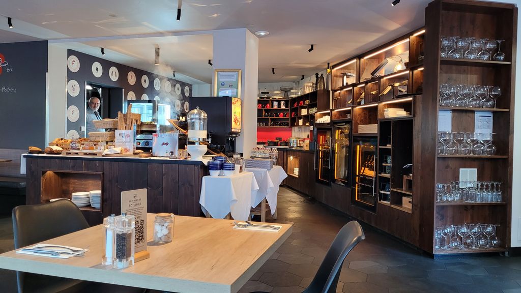 chamonix-hotel-prieure-petit-dejeuner-2