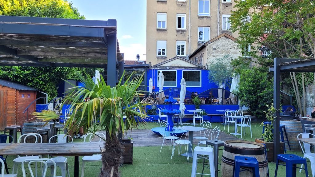 la-pavane-villeurbanne-jardin-terrasse-2