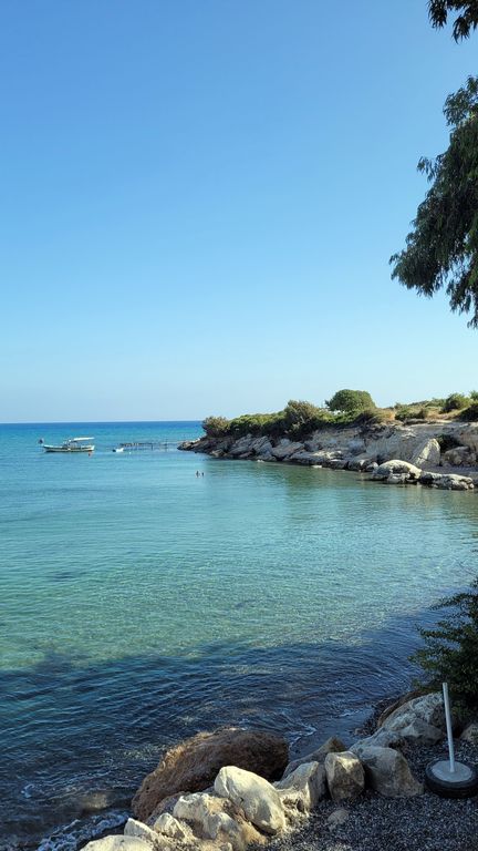 melanda-beach-restaurant-avdimou-chypre