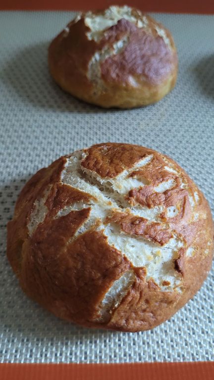 petit-pain-bretzel-allemand
