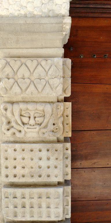 uzes-architecture