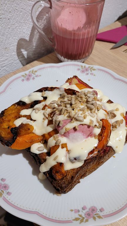 granola-brunch-lyon-fuschia-2