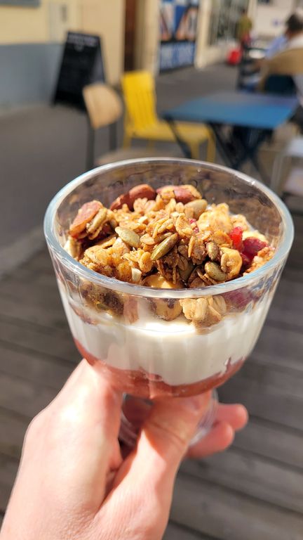 kalia-cafe-lyon-granola