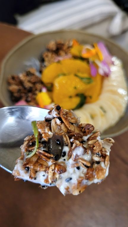magma-coffee-bol-granola