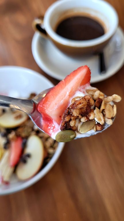 mill-factory-lyon-granola