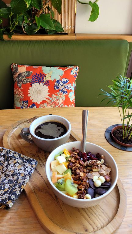 newtree-cafe-lyon-granola