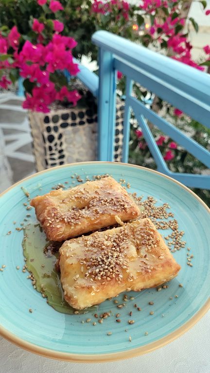 rhodes-stefano-fish-tavern-2