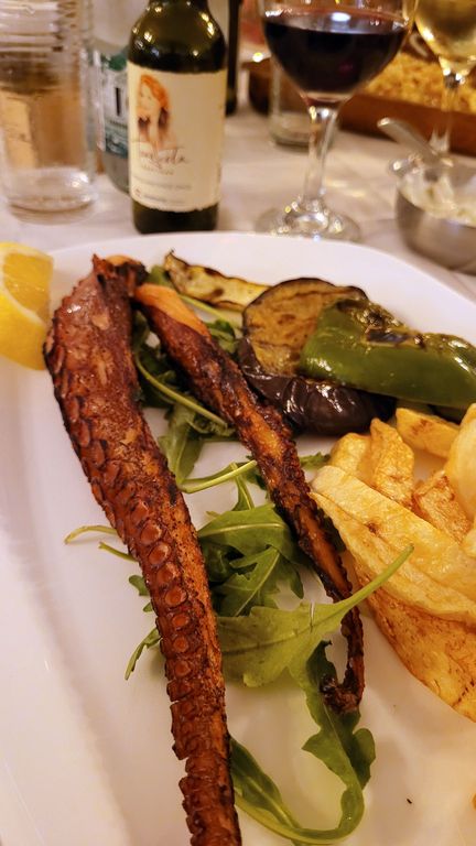 rhodes-taverne-ou-manger