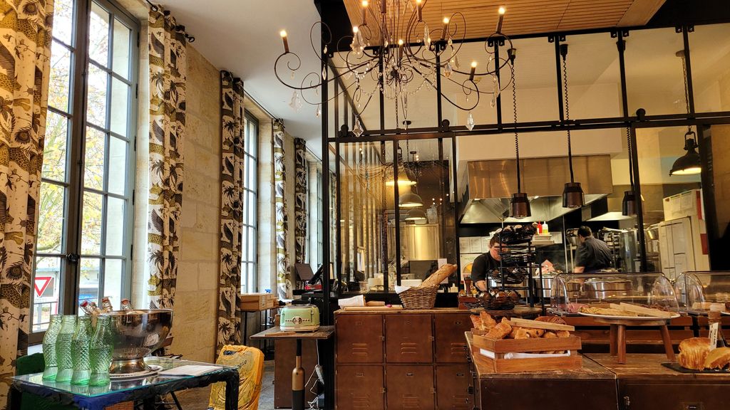 petit-dejeuner-hotel-zoologie-bordeaux-3