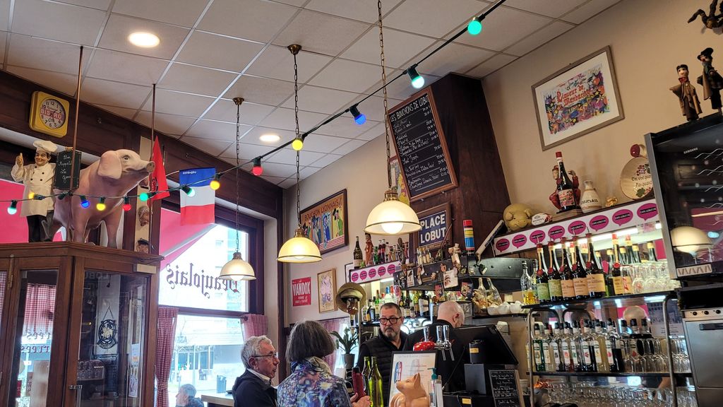 cafe-lobut-interieur