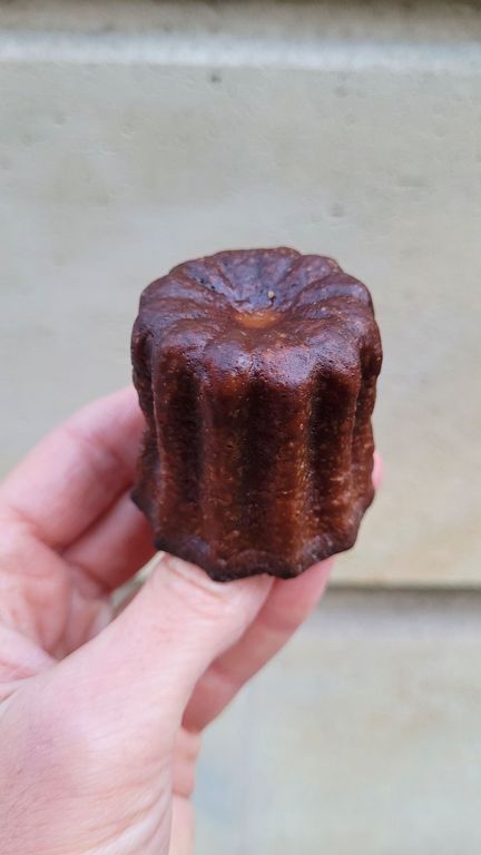 canele-bordeaux-boulanger-hotel-ville