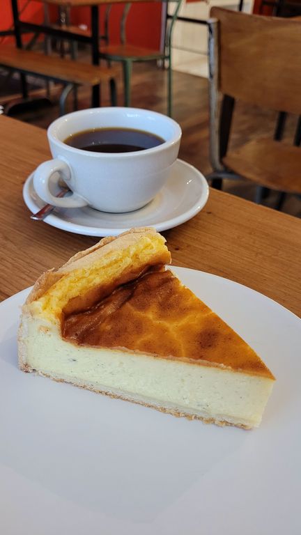 mill-factory-lyon-coffee-shop-patisserie-6