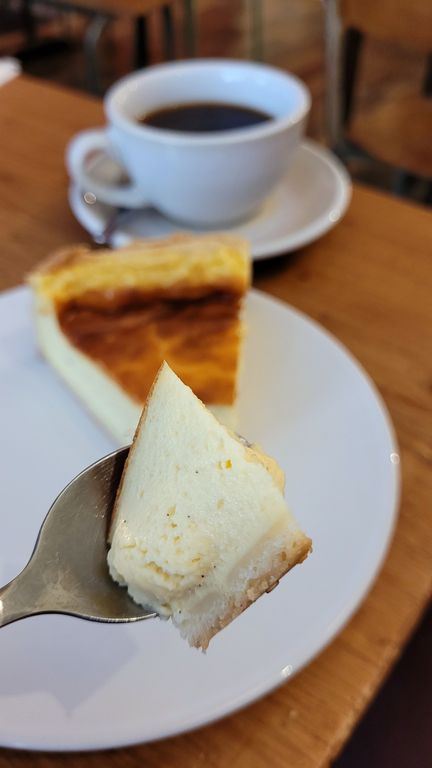 mill-factory-lyon-coffee-shop-patisserie-7