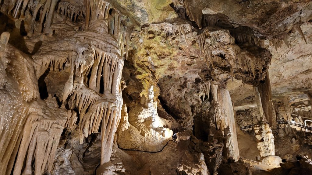 jardin-exotique-grotte-monaco-5